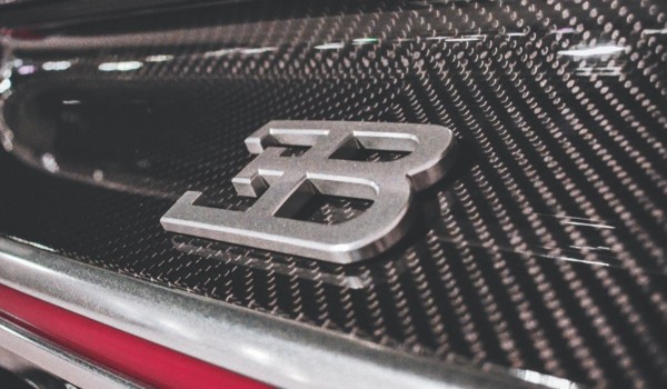 photographe-automobile-paris-bugatti-place-vendome